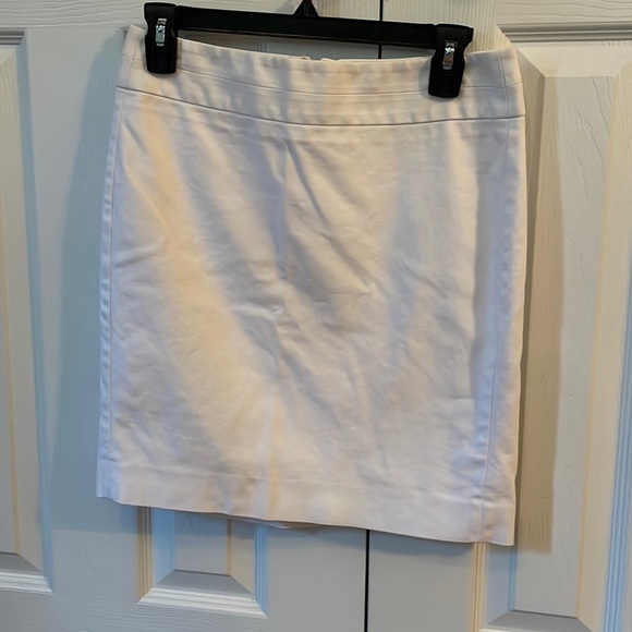 White Banana republic skirt - Picture 1 of 3